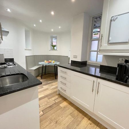 Westminster Apartment Near River Thames 런던 외부 사진