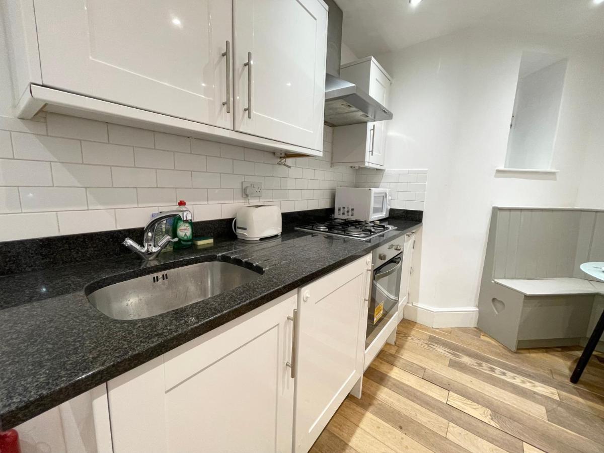 Westminster Apartment Near River Thames 런던 외부 사진