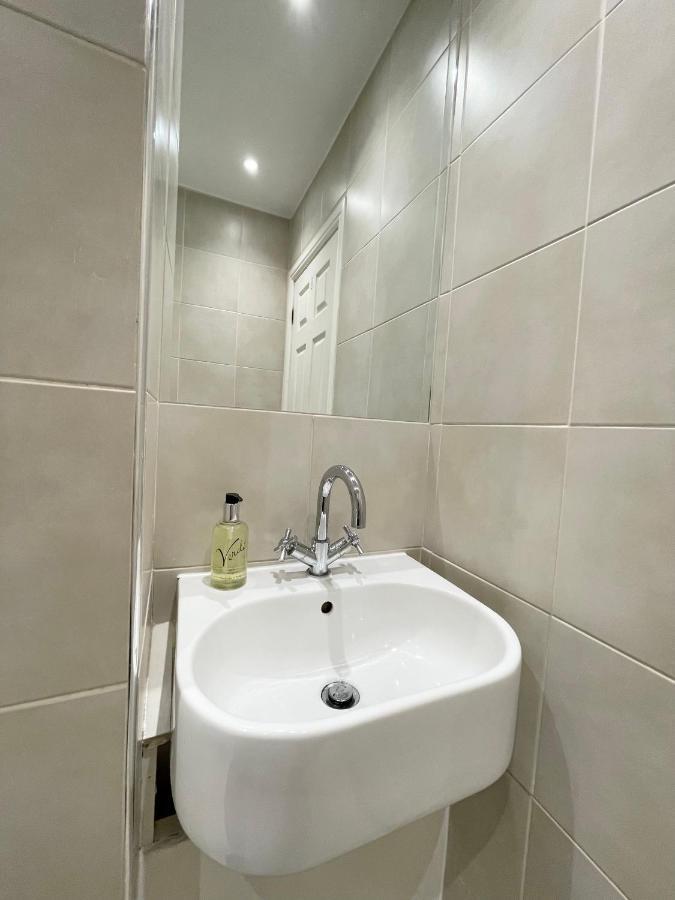 Westminster Apartment Near River Thames 런던 외부 사진