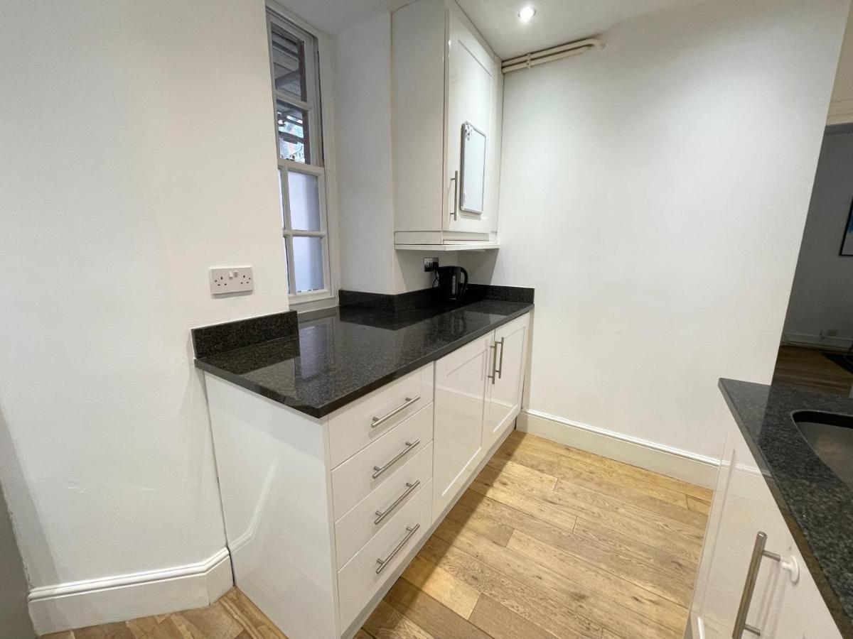 Westminster Apartment Near River Thames 런던 외부 사진